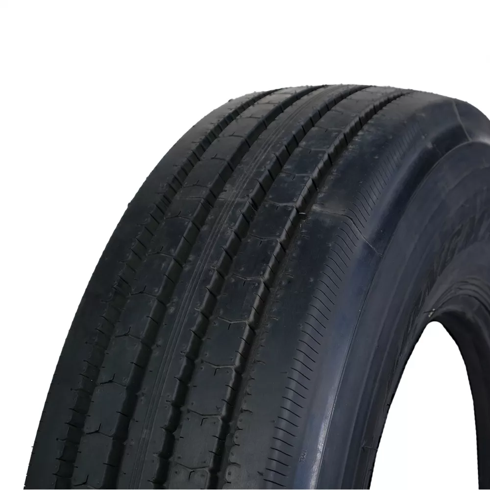 Грузовая шина 295/80 R22,5 Long March LM-216 18PR в Реж